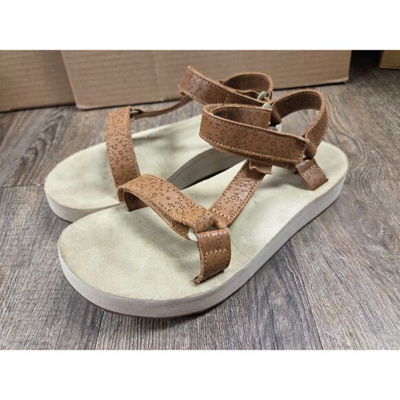 Teva Womens Sandals Size 9 Brown Leather Adjustable Straps Shoes - Picture 1 of 10